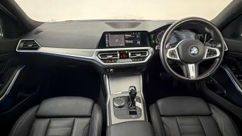 BMW 3 Series 330E M SPORT