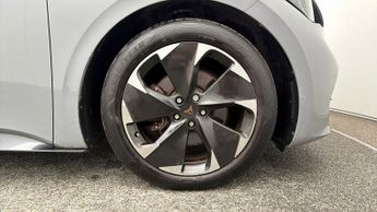 CUPRA Born V2