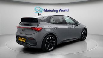 CUPRA Born V2