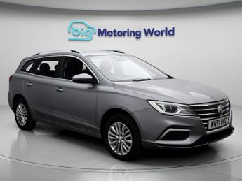 MG MG5 EXCLUSIVE