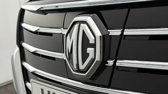 MG MG5 EXCLUSIVE