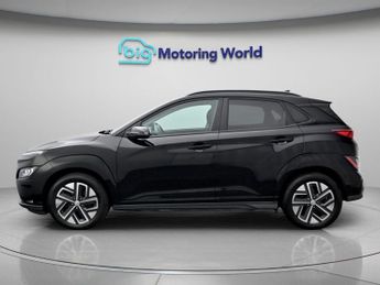Hyundai KONA PREMIUM