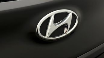 Hyundai KONA PREMIUM
