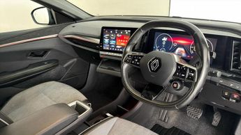 Renault Megane E-Tech ICONIC
