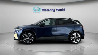 Renault Megane E-Tech ICONIC