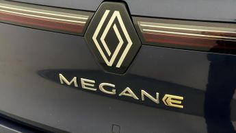 Renault Megane E-Tech ICONIC