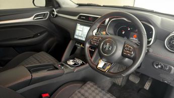MG MG ZS SE