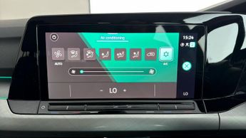 Volkswagen Golf LIFE ETSI DSG