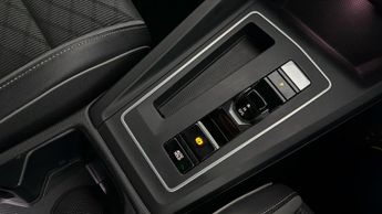 Volkswagen Golf R-LINE TDI DSG