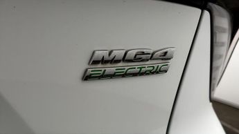 MG MG4 SE