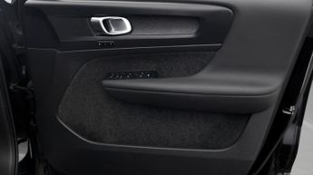 Volvo C40 RECHARGE PLUS