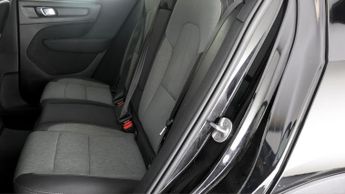 Volvo XC40 RECHARGE T4 CORE