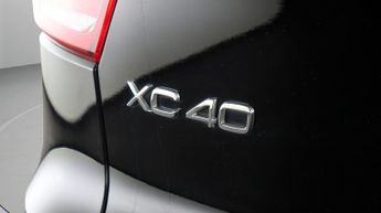 Volvo XC40 RECHARGE T4 CORE