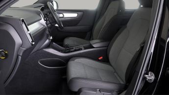 Volvo XC40 RECHARGE T4 CORE