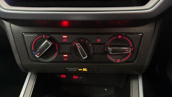 SEAT Arona TSI SE TECHNOLOGY DSG