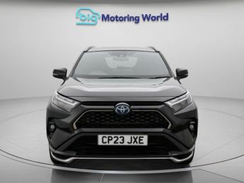 Toyota RAV4 VVT-I DESIGN