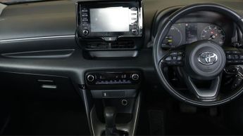 Toyota Yaris ICON