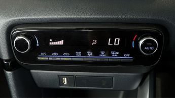 Toyota Yaris ICON