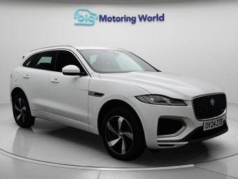 Jaguar F-Pace R-DYNAMIC S