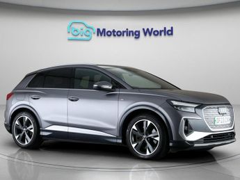 Audi Q4 e-tron S LINE QUATTRO