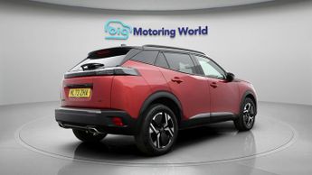 Peugeot 2008 PURETECH EAT8 S/S GT