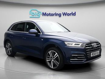 Audi Q5 TFSI E QUATTRO COMPETITION
