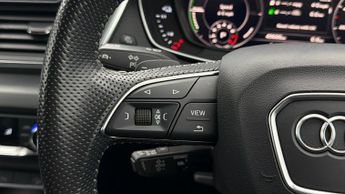 Audi Q5 TFSI E QUATTRO COMPETITION