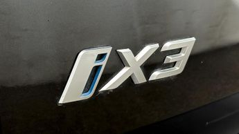 BMW iX3 M SPORT