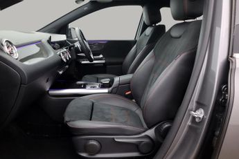Mercedes-Benz B Class B 180 AMG LINE PREMIUM