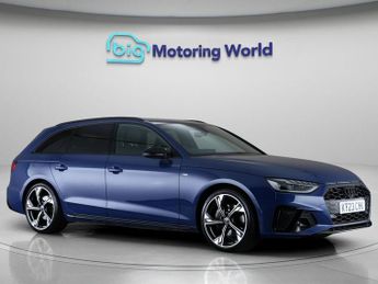 Audi A4 Avant AVANT TFSI S LINE BLACK EDITION