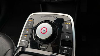 Kia Niro 4 PLUS