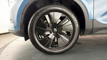 Volvo XC40 RECHARGE T4 PLUS