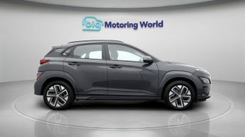 Hyundai KONA SE CONNECT