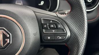 MG MG ZS SE
