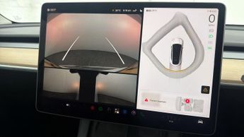 Tesla Model Y BASE