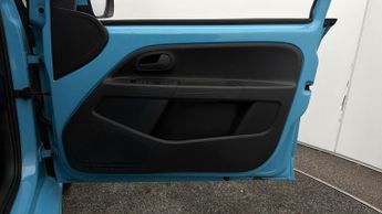Volkswagen e-up! E-UP