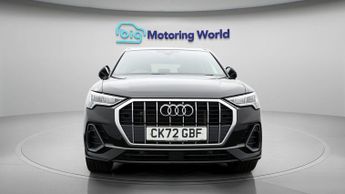 Audi Q3 TFSI E S LINE