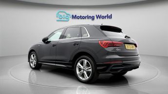 Audi Q3 TFSI E S LINE