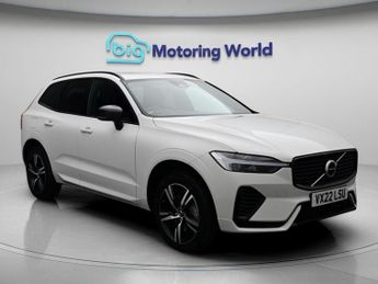 Volvo XC60 RECHARGE T6 R-DESIGN AWD