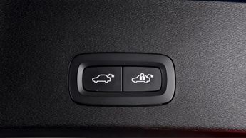 Volvo C40 RECHARGE PLUS