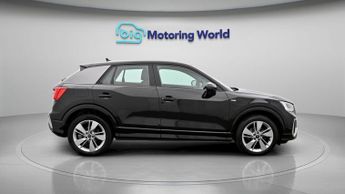 Audi Q2 TFSI S LINE