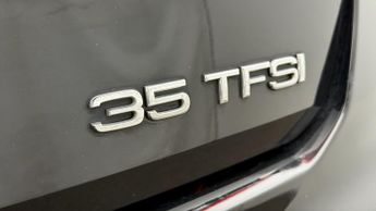 Audi Q2 TFSI S LINE