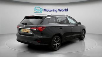 MG MG5 TROPHY