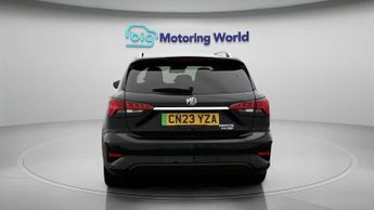MG MG5 TROPHY