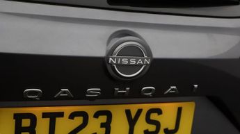 Nissan Qashqai DIG-T ACENTA PREMIUM DCT