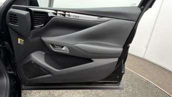 DS AUTOMOBILES DS 4 E-TENSE TROCADERO