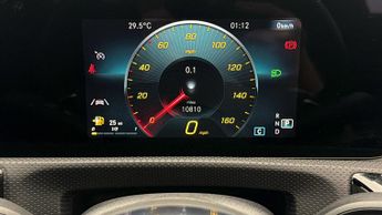 Mercedes-Benz CLA CLA 180 AMG LINE