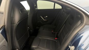 Mercedes-Benz CLA CLA 180 AMG LINE
