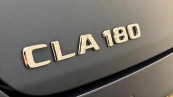 Mercedes-Benz CLA CLA 180 AMG LINE