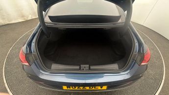 Mercedes-Benz CLA CLA 180 AMG LINE
